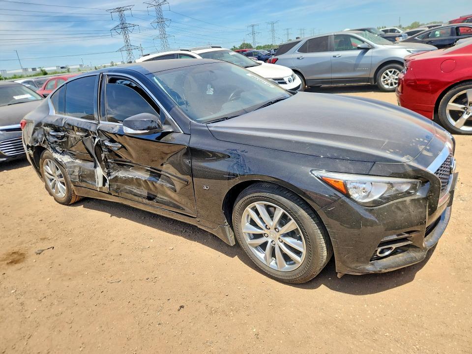 2015 INFINITI Q50 PREMIUM — Фото 4 из 12