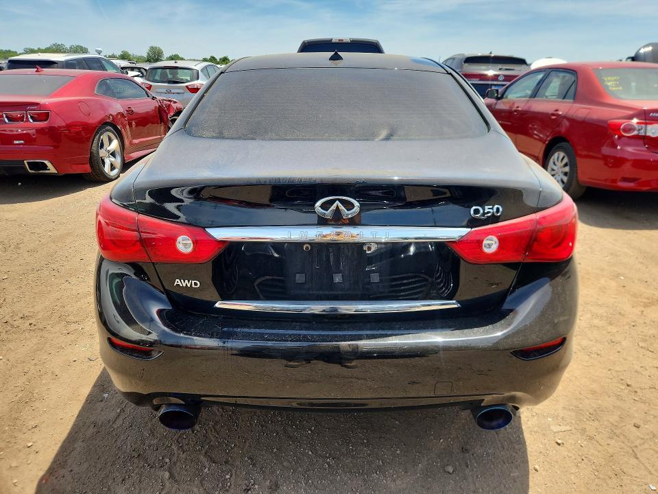 2015 INFINITI Q50 PREMIUM — Фото 6 из 12