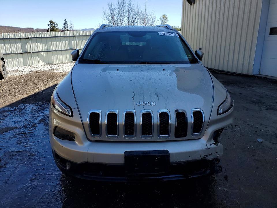 2015 JEEP CHEROKEE LATITUDE — Фото 5 из 14