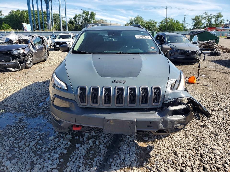 2015 JEEP CHEROKEE TRAILHAWK — Фото 5 из 13