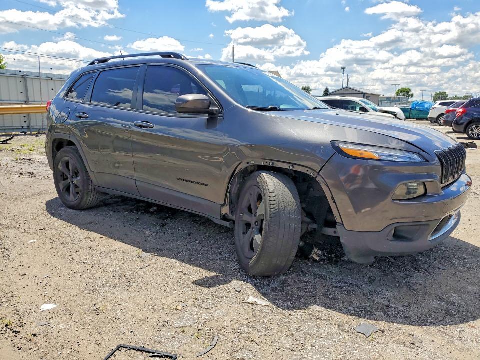 1C4PJMCS4FW755965 2015 JEEP CHEROKEE photo no. 4