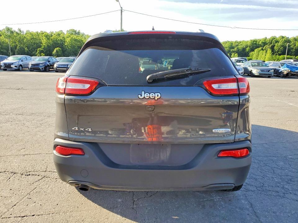 2015 JEEP CHEROKEE LATITUDE — Фото 6 из 13