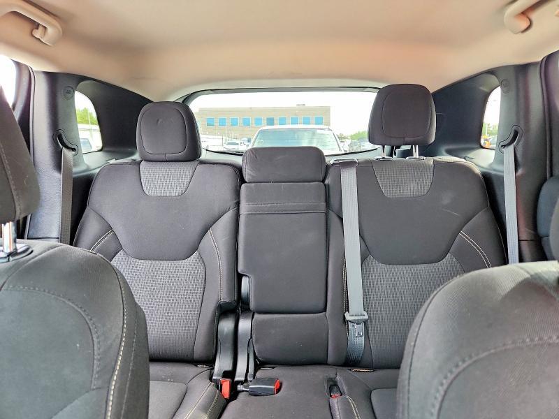 2015 JEEP CHEROKEE LATITUDE — Фото 10 из 14