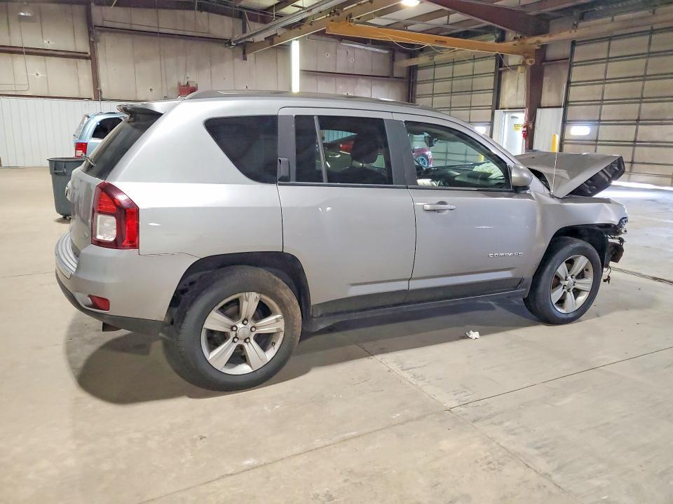 1C4NJDEB4FD120678 2015 JEEP COMPASS photo no. 3
