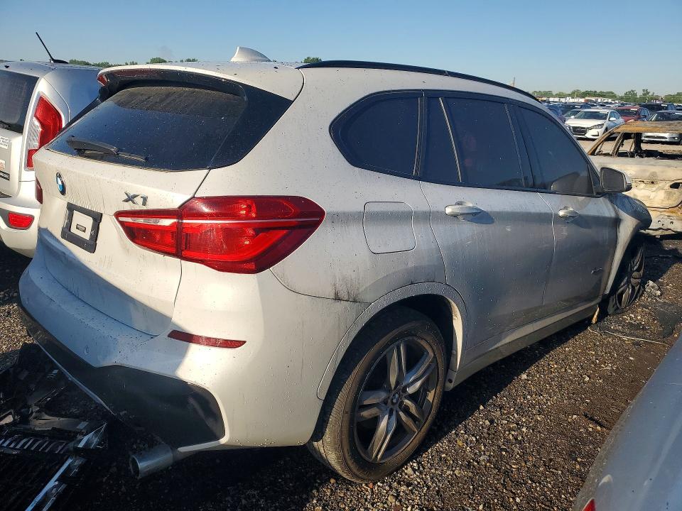 2017 BMW X1 XDRIVE28I — Фото 3 из 13