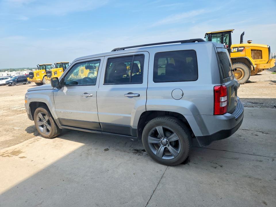 2015 JEEP PATRIOT LATITUDE — Фото 2 из 13