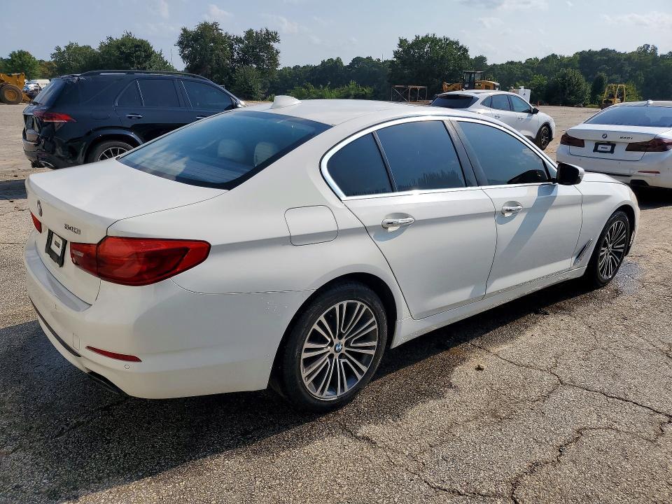 2017 BMW 540 I — Фото 3 из 12