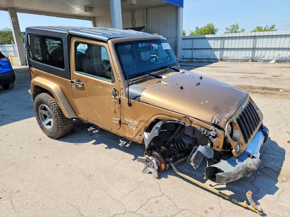 1C4AJWBG4FL607492 2015 JEEP WRANGLER photo no. 4