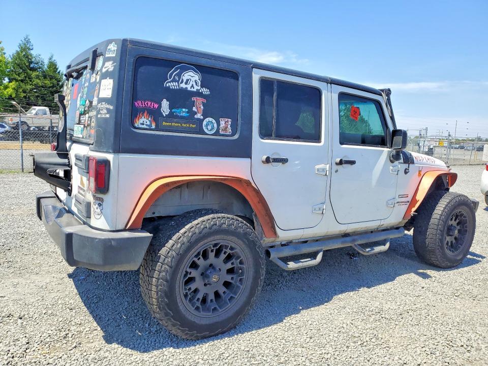 2015 JEEP WRANGLER UNLIMITED SPORT — Фото 3 из 13