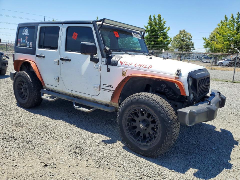 2015 JEEP WRANGLER UNLIMITED SPORT — Фото 4 из 13