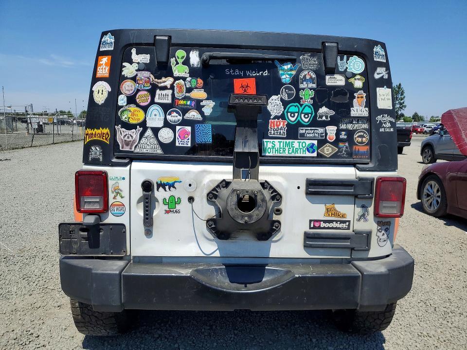 2015 JEEP WRANGLER UNLIMITED SPORT — Фото 6 из 13