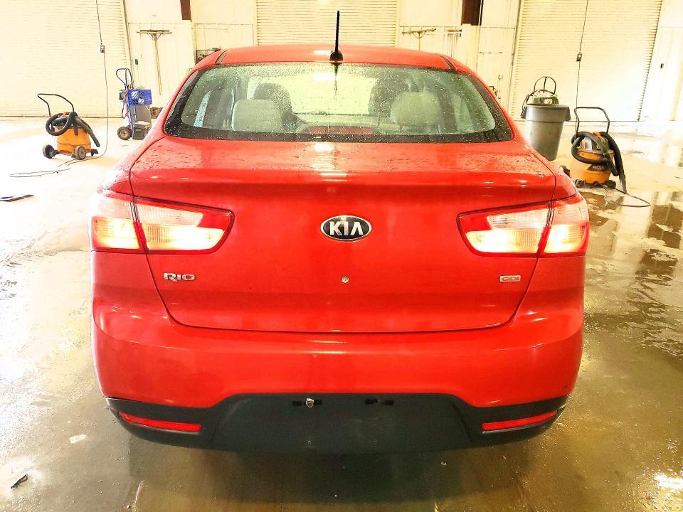 2015 KIA RIO LX — Фото 6 из 12
