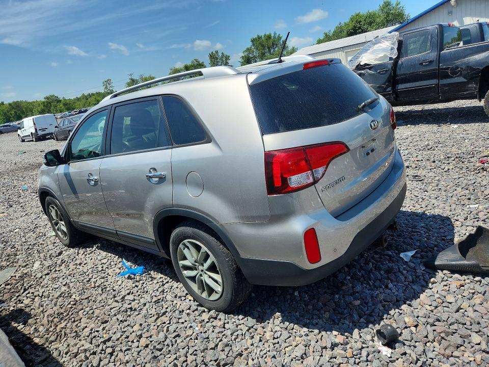 2015 KIA SORENTO LX — Фото 2 из 12
