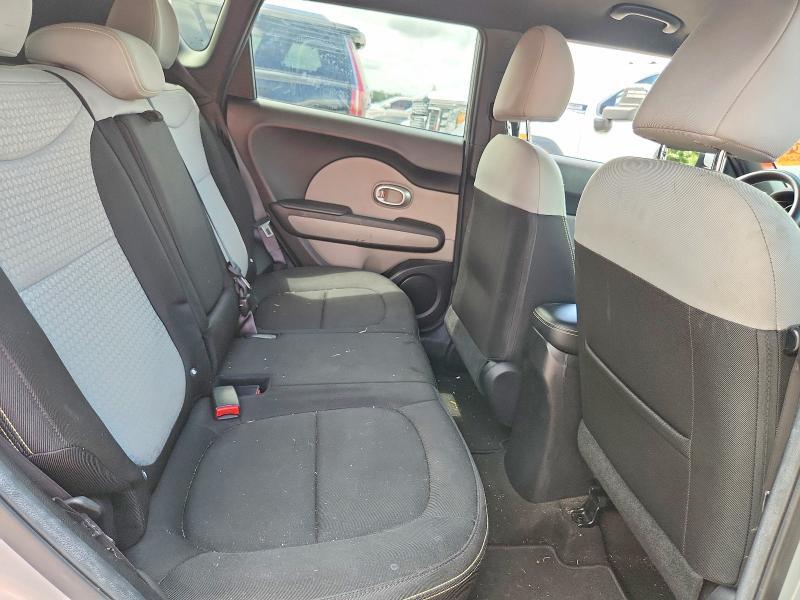 KNDJP3A50F7779685 2015 KIA SOUL photo no. 10