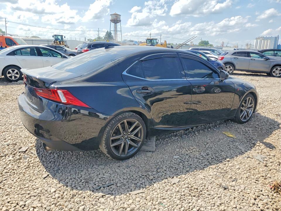 2015 LEXUS IS 250 — Фото 3 из 12