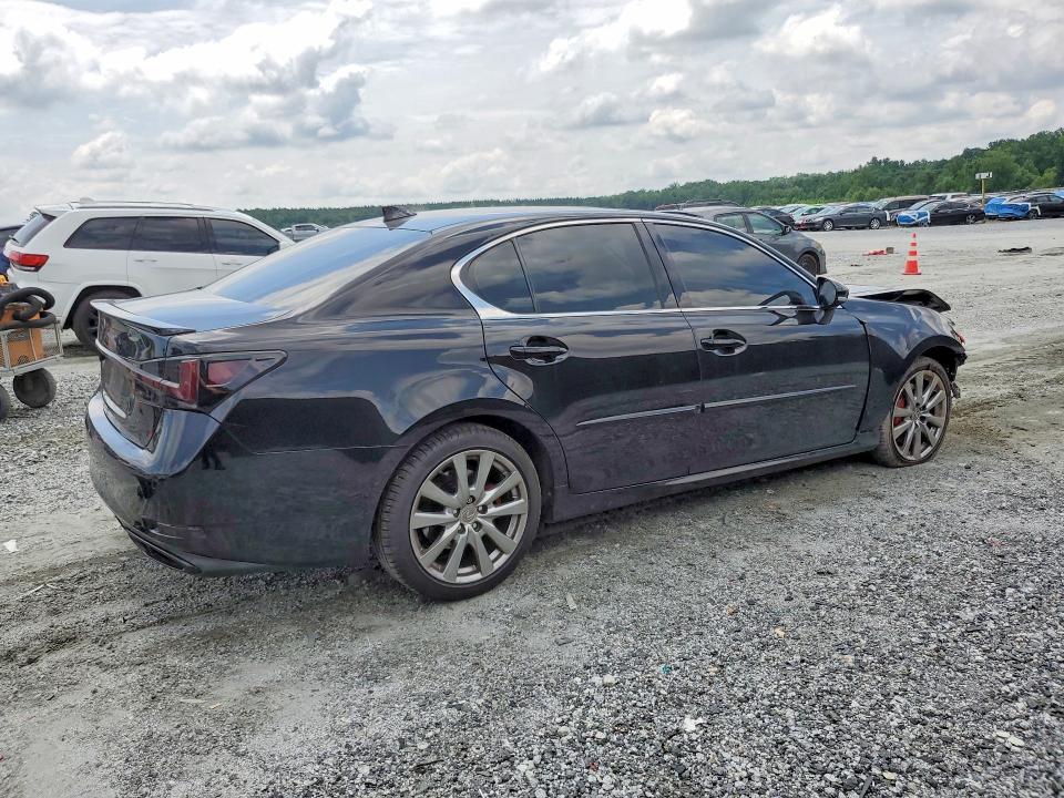 2015 LEXUS GS 350 — Фото 3 из 13