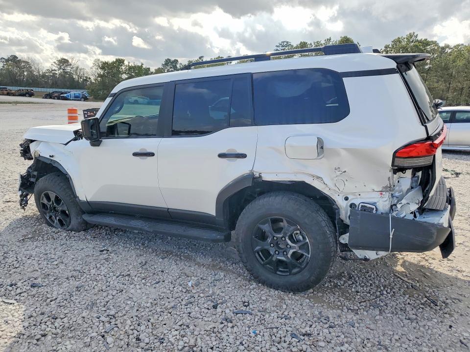 2025 LEXUS GX 550 — Фото 2 из 13