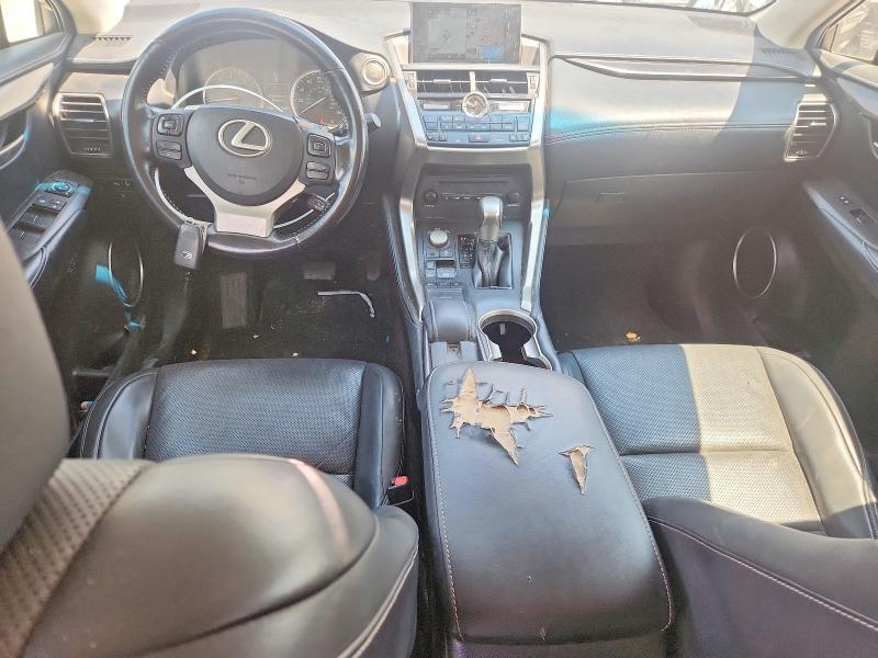 2015 LEXUS NX 200T — Фото 8 из 13