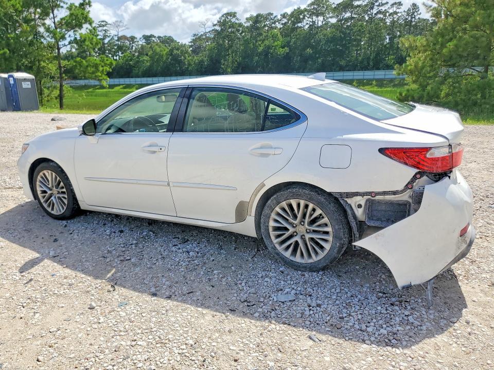 2015 LEXUS ES 350 — Фото 2 из 12