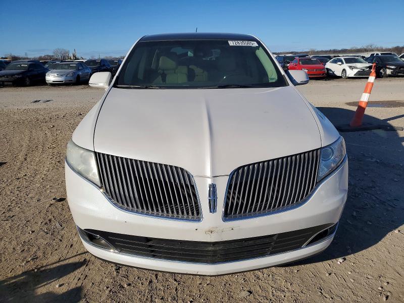 2015 LINCOLN MKT — Фото 5 из 13