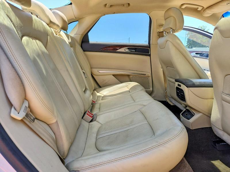 3LN6L2LU7FR604872 2015 LINCOLN MKZ photo no. 10