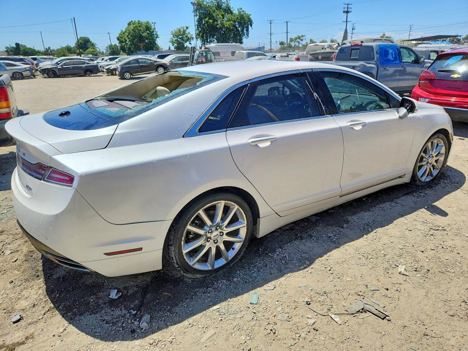 3LN6L2LU7FR604872 2015 LINCOLN MKZ photo no. 3