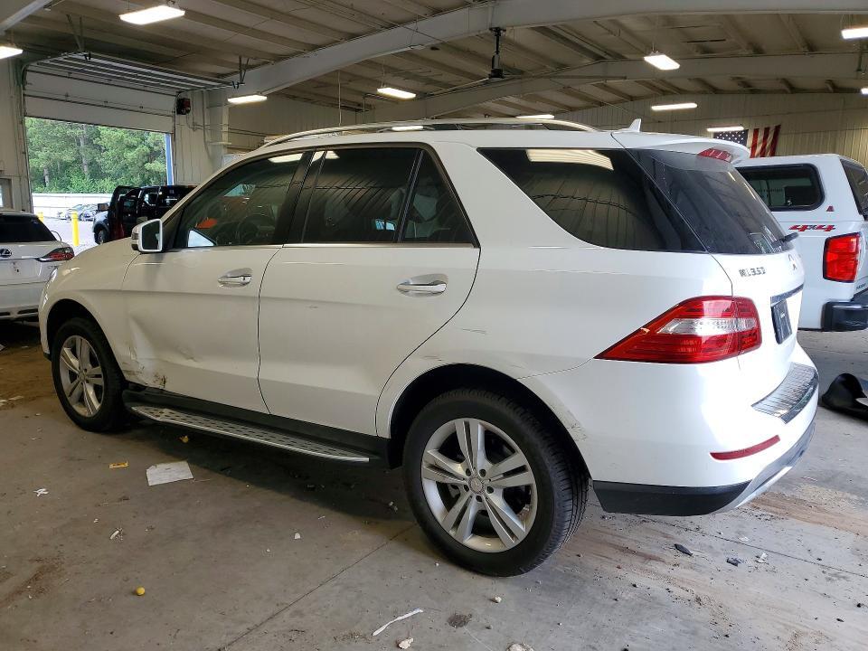 2015 MERCEDES-BENZ ML 350 4MATIC — Фото 2 из 13
