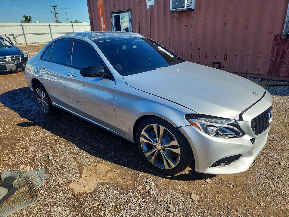 2015 MERCEDES-BENZ C 300 4MATIC — Фото 4 из 12