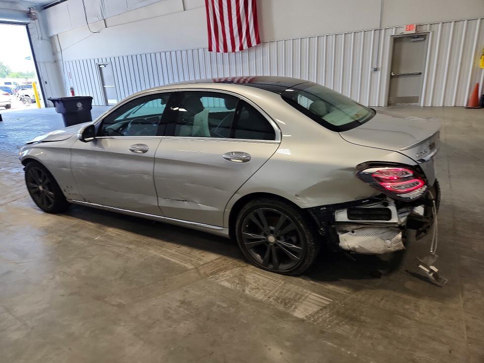 2015 MERCEDES-BENZ C 300 — Фото 2 из 13