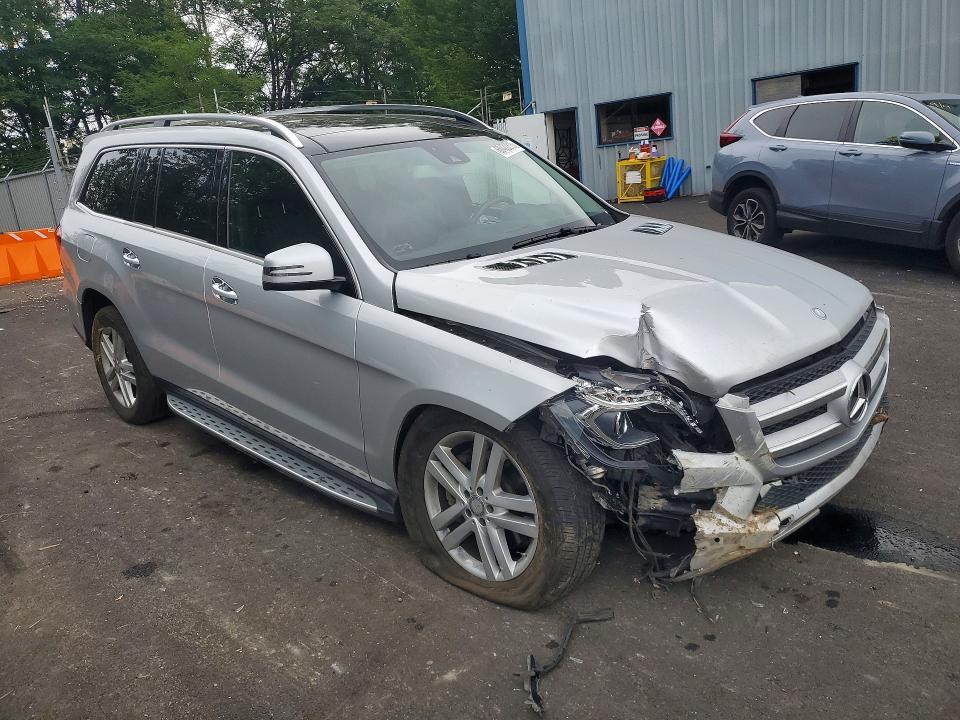 2015 MERCEDES-BENZ GL 350 BLUETEC — Фото 4 из 13