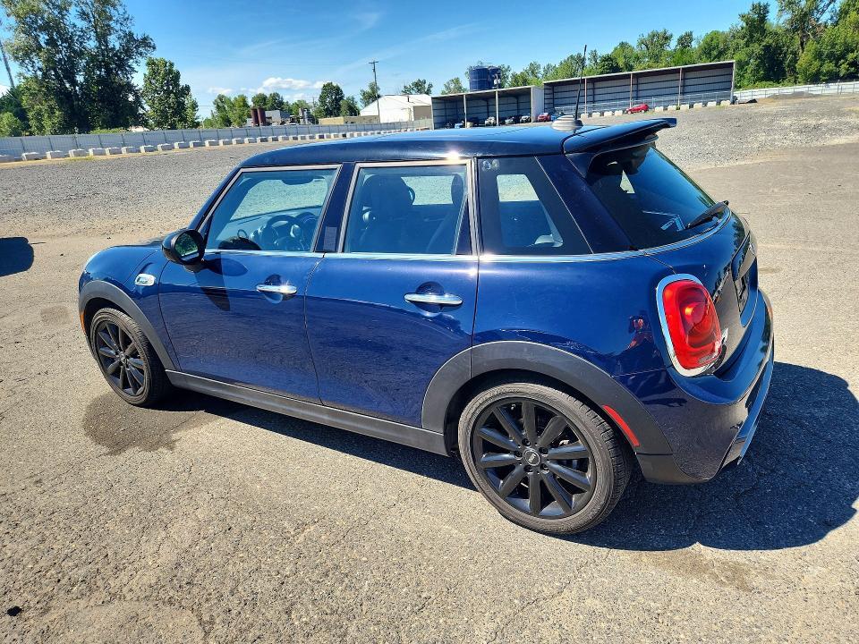 2015 MINI COOPER S — Фото 2 из 13