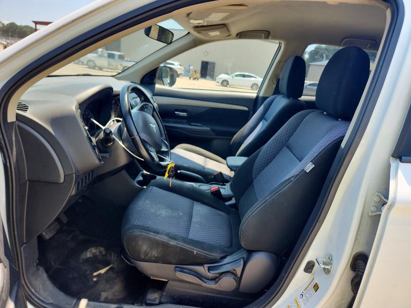 2015 MITSUBISHI OUTLANDER ES — Фото 7 из 13