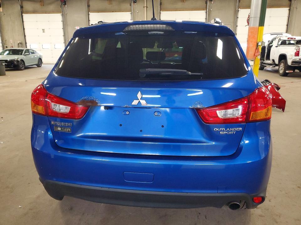 2015 MITSUBISHI OUTLANDER SPORT SE — Фото 6 из 13