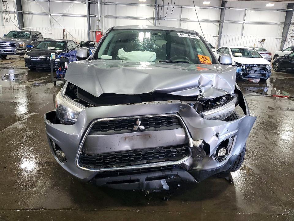 2015 MITSUBISHI OUTLANDER SPORT ES — Фото 5 из 13
