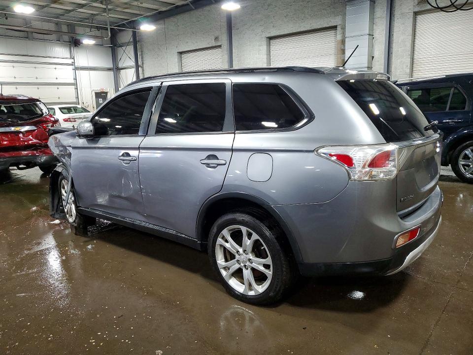 2015 MITSUBISHI OUTLANDER SE — Фото 2 из 14