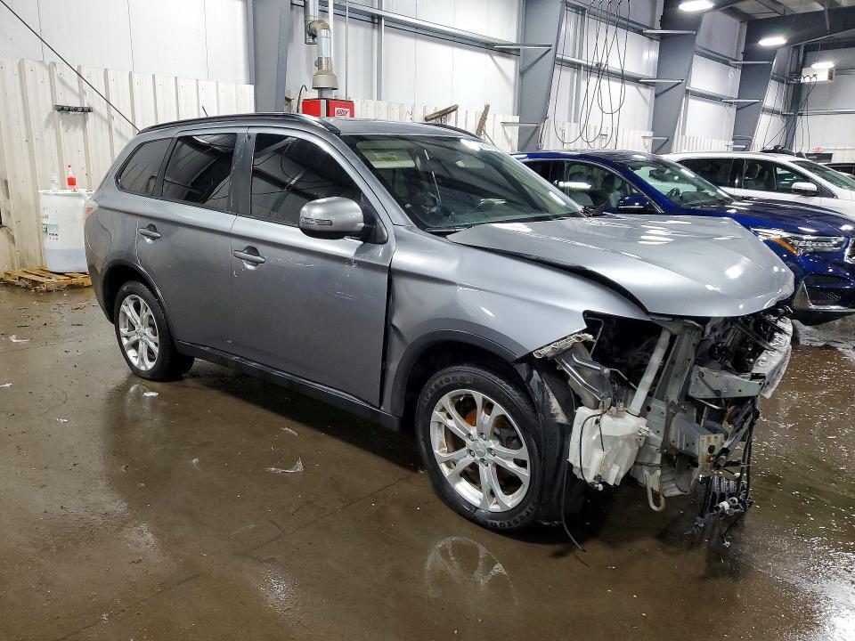 2015 MITSUBISHI OUTLANDER SE — Фото 4 из 14