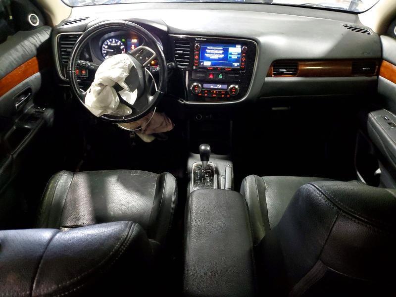 2015 MITSUBISHI OUTLANDER SE — Фото 8 из 14