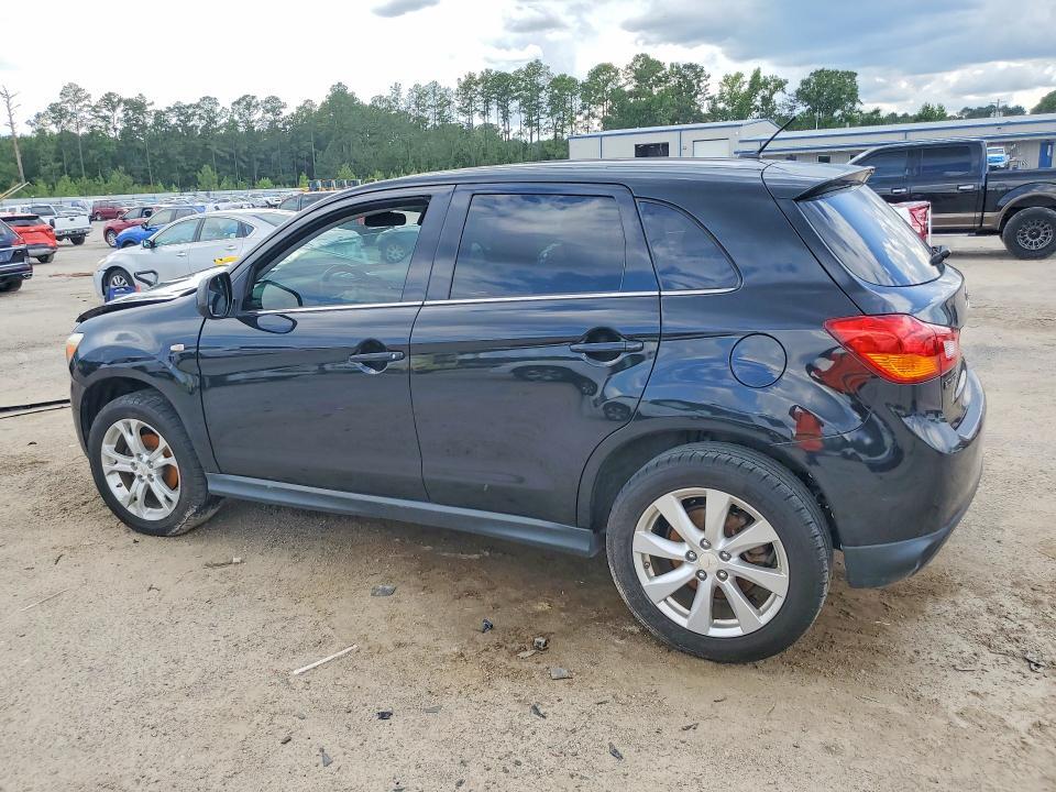 2015 MITSUBISHI OUTLANDER SPORT SE — Фото 2 из 13