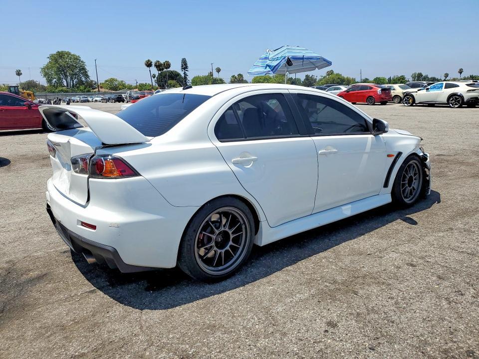 JA32W8FV5FU023430 2015 MITSUBISHI LANCER photo no. 3