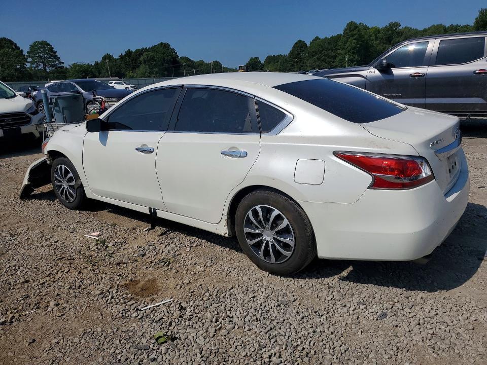 2015 NISSAN ALTIMA 2.5 S — Фото 2 из 12
