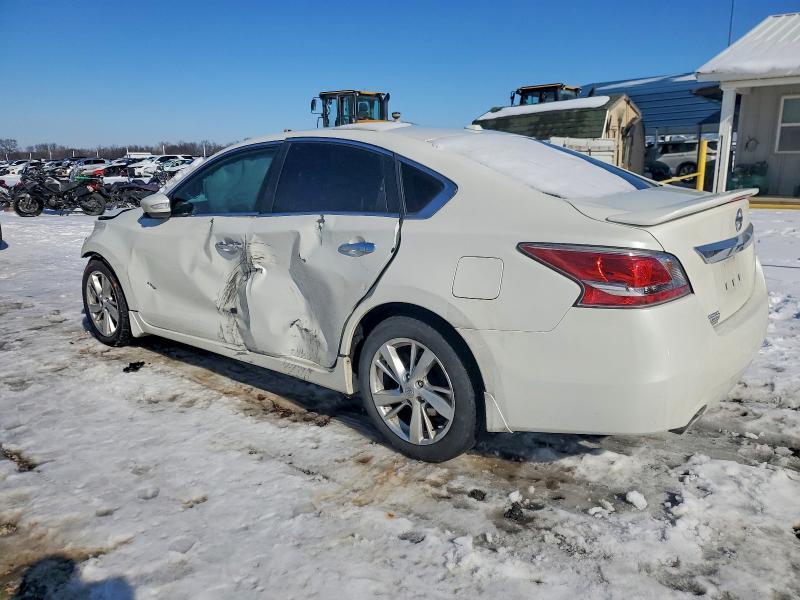 2015 NISSAN ALTIMA 2.5 — Фото 2 из 12