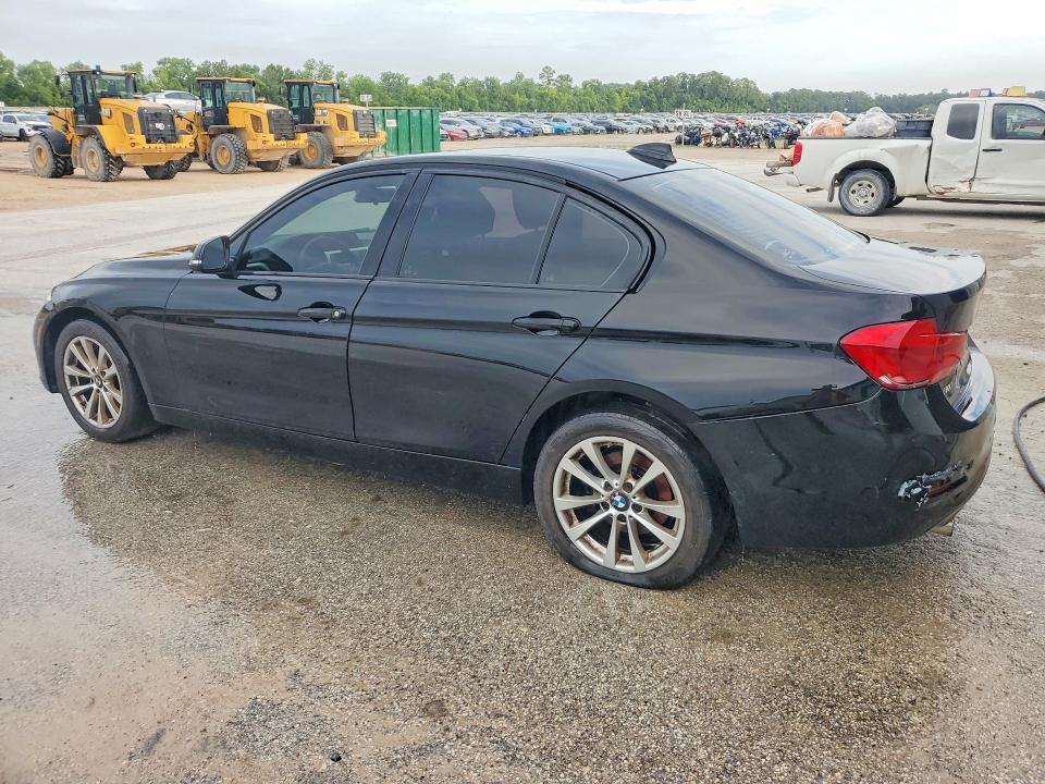 2017 BMW 320 I — Фото 2 из 12