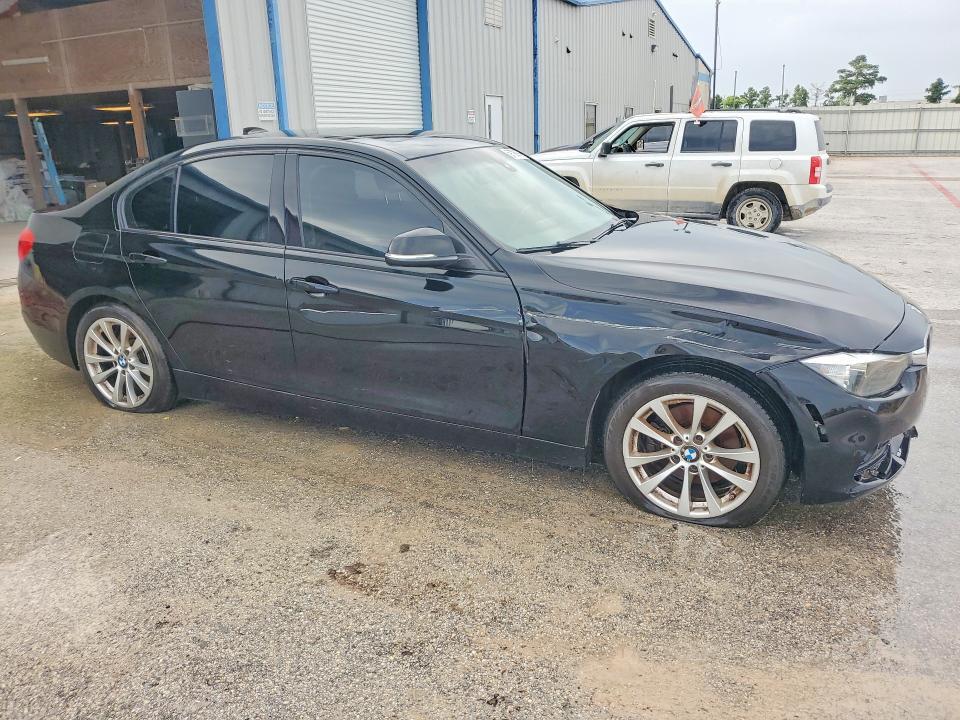 2017 BMW 320 I — Фото 4 из 12