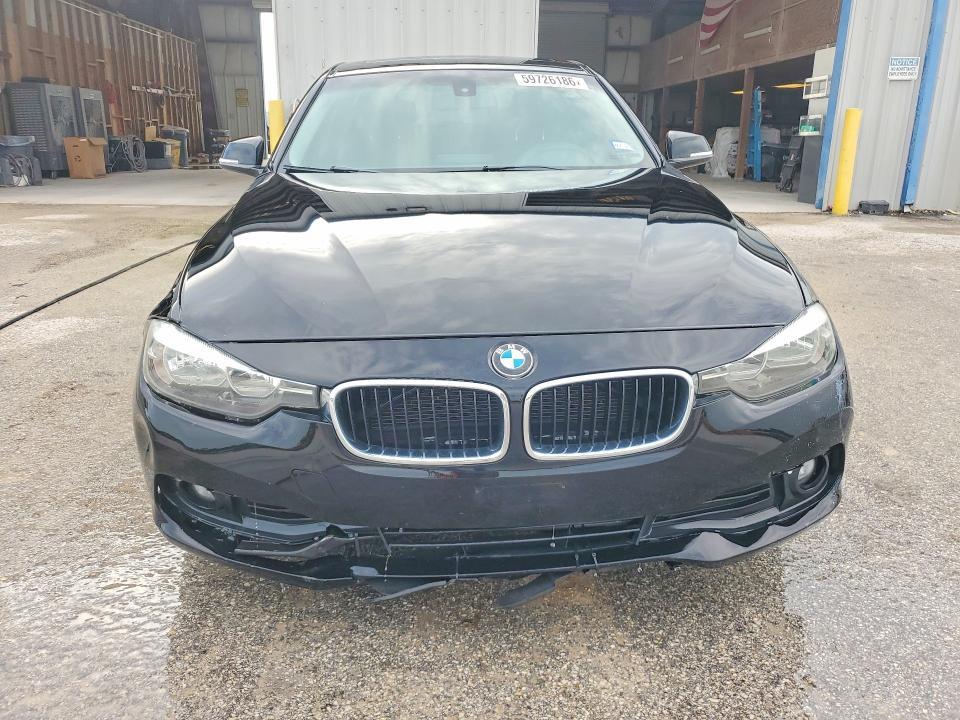 2017 BMW 320 I — Фото 5 из 12