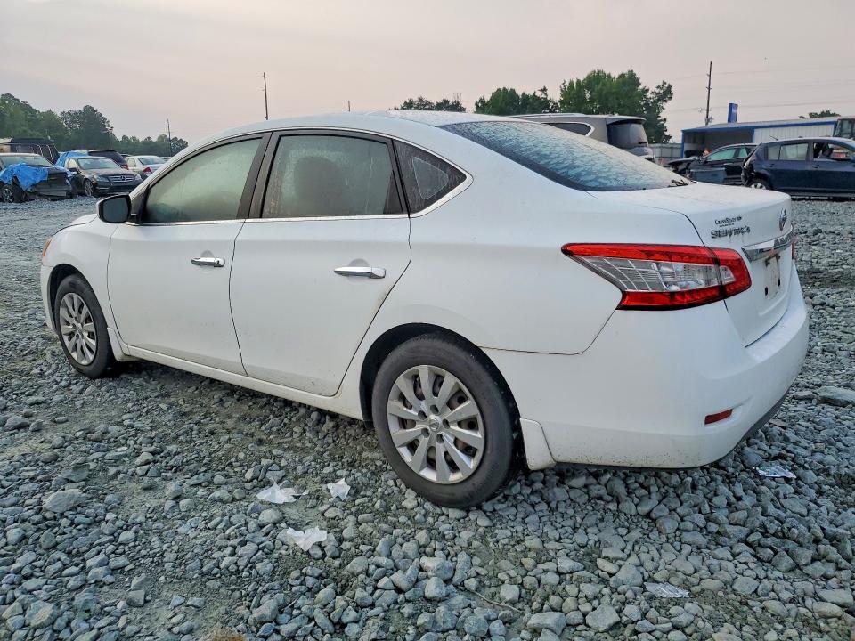 3N1AB7AP2FY321669 2015 NISSAN SENTRA photo no. 2