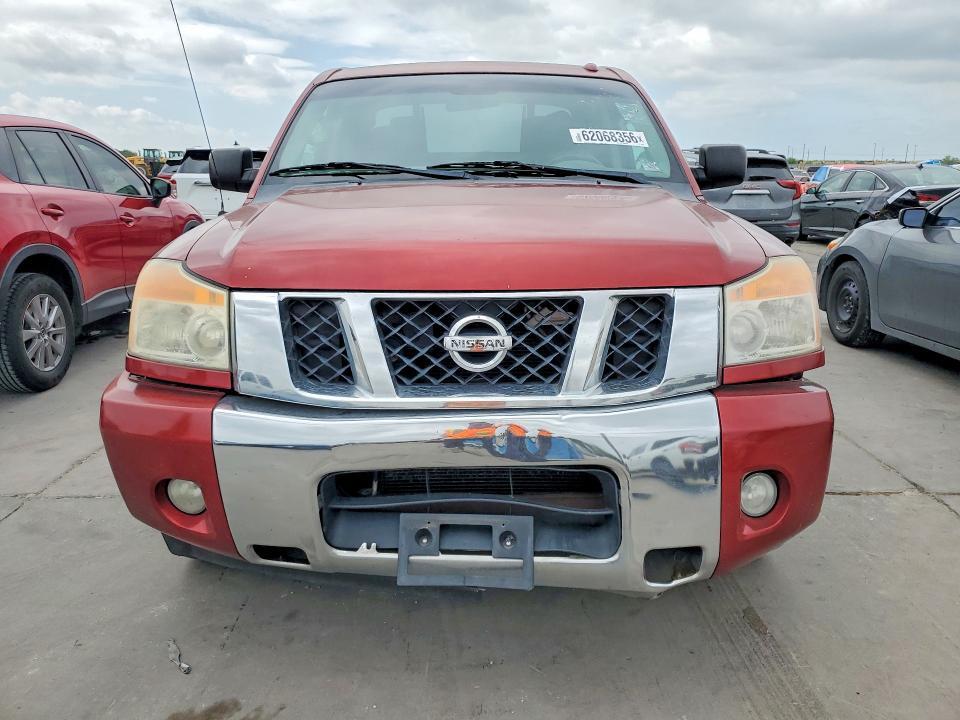 2015 NISSAN TITAN SV — Фото 5 из 12