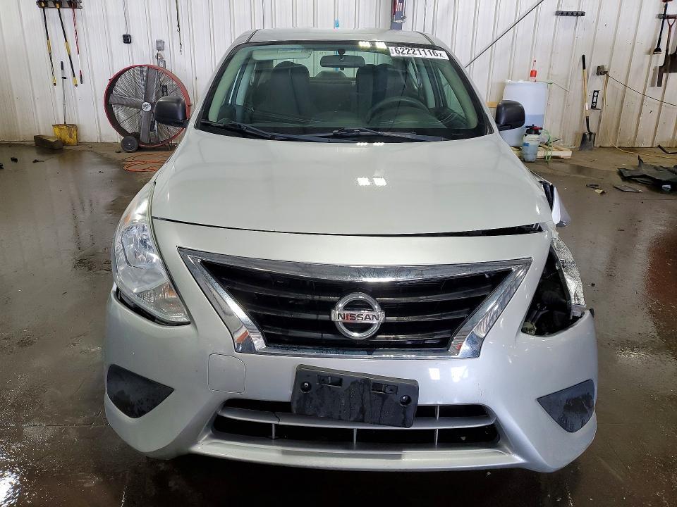 2015 NISSAN VERSA 1.6 S — Фото 5 из 12