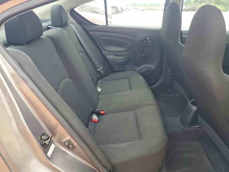 3N1CN7AP0FL905288 2015 NISSAN VERSA photo no. 10