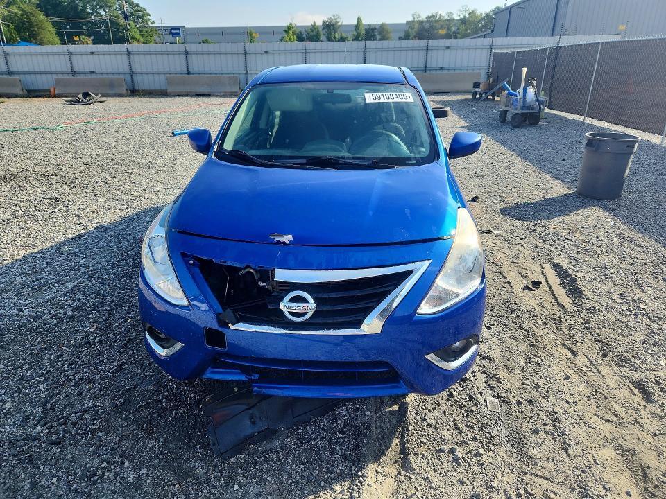 2015 NISSAN VERSA 1.6 SV — Фото 5 из 12
