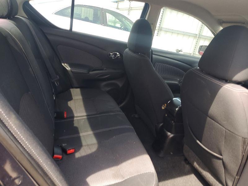 2015 NISSAN VERSA 1.6 SV — Фото 10 из 13